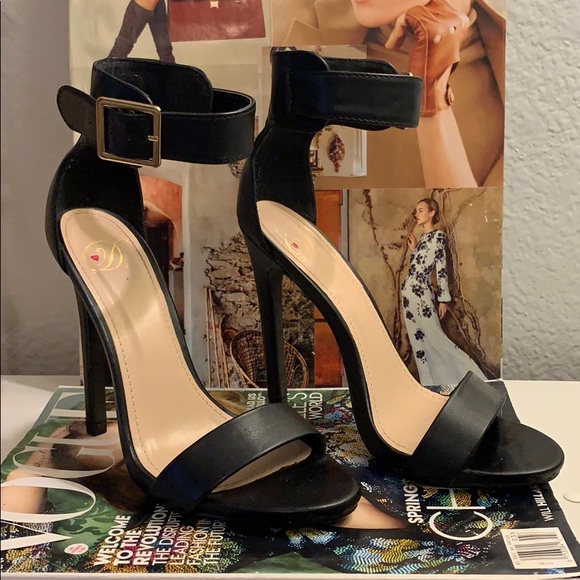 Delicious Shoes - Sexy Black Heels S-5.5